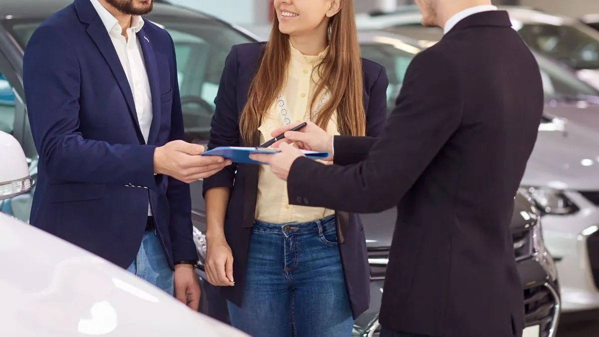 カーリースとマイカーローン（自動車ローン）の違いとは？支払い総額を比較